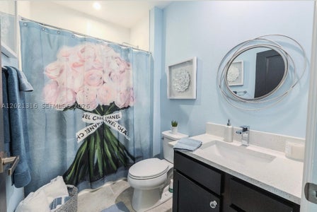 215 RASPBERRY RD — listing photo 9