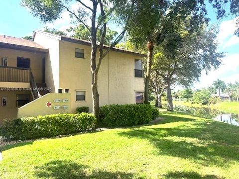 3817 Cocoplum Cir 3585 Coconut Creek FL 33063