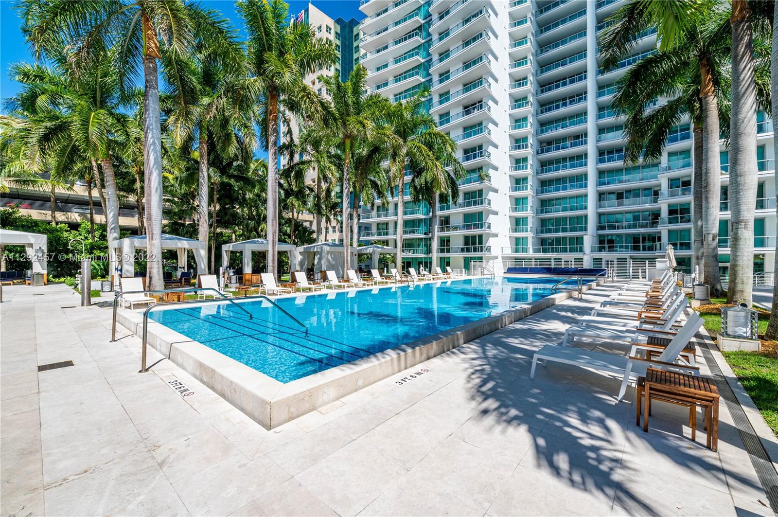 GROVENOR HOUSE CONDO - Residential