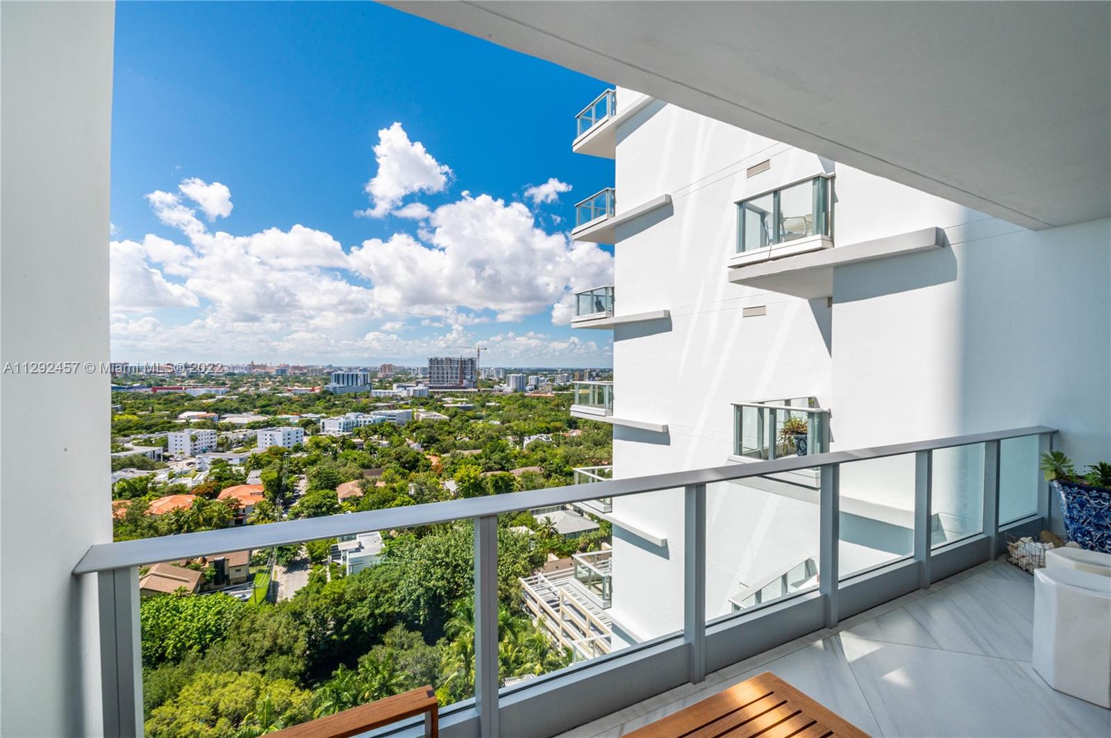 GROVENOR HOUSE CONDO - Residential