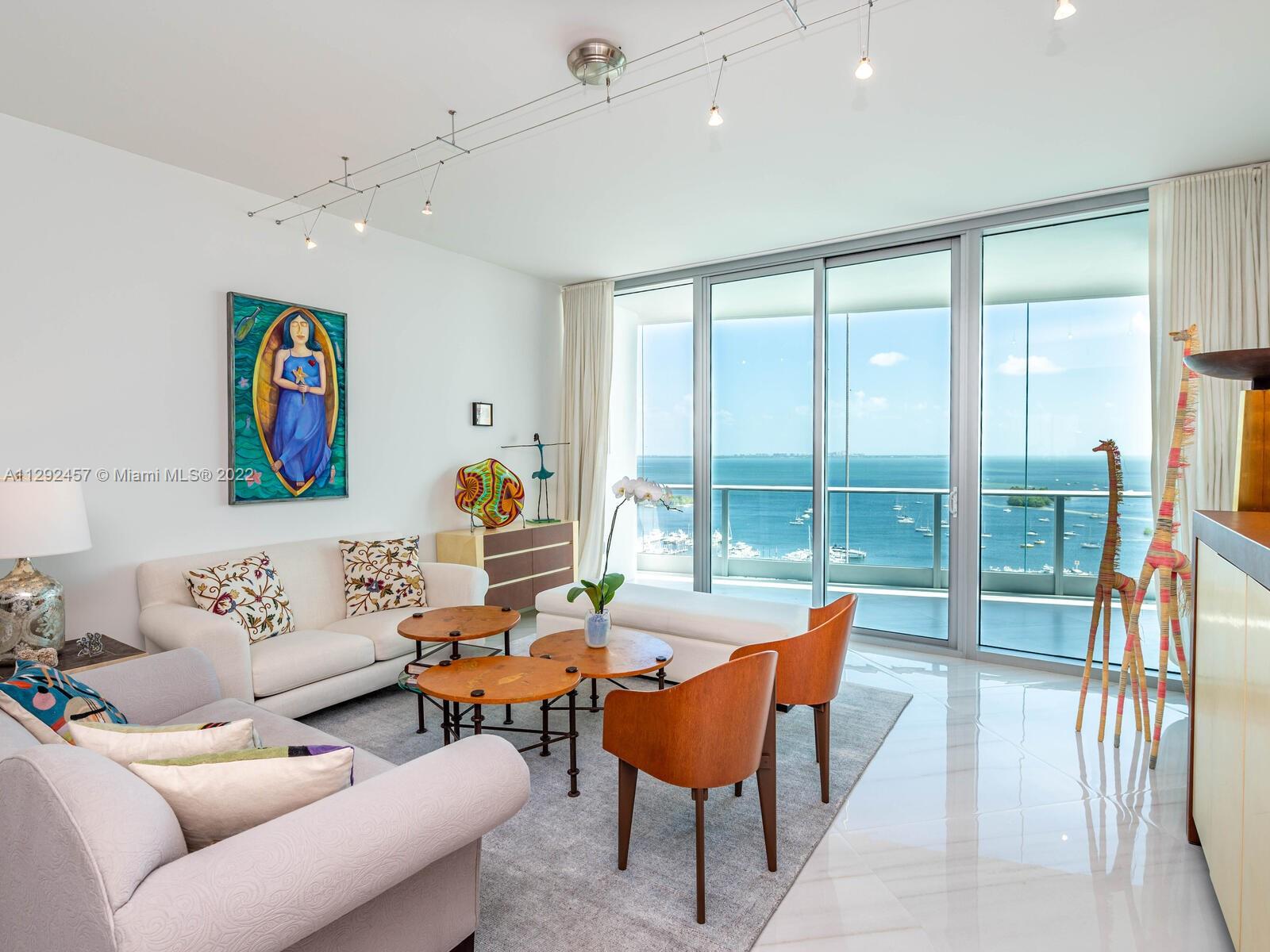 GROVENOR HOUSE CONDO - Residential