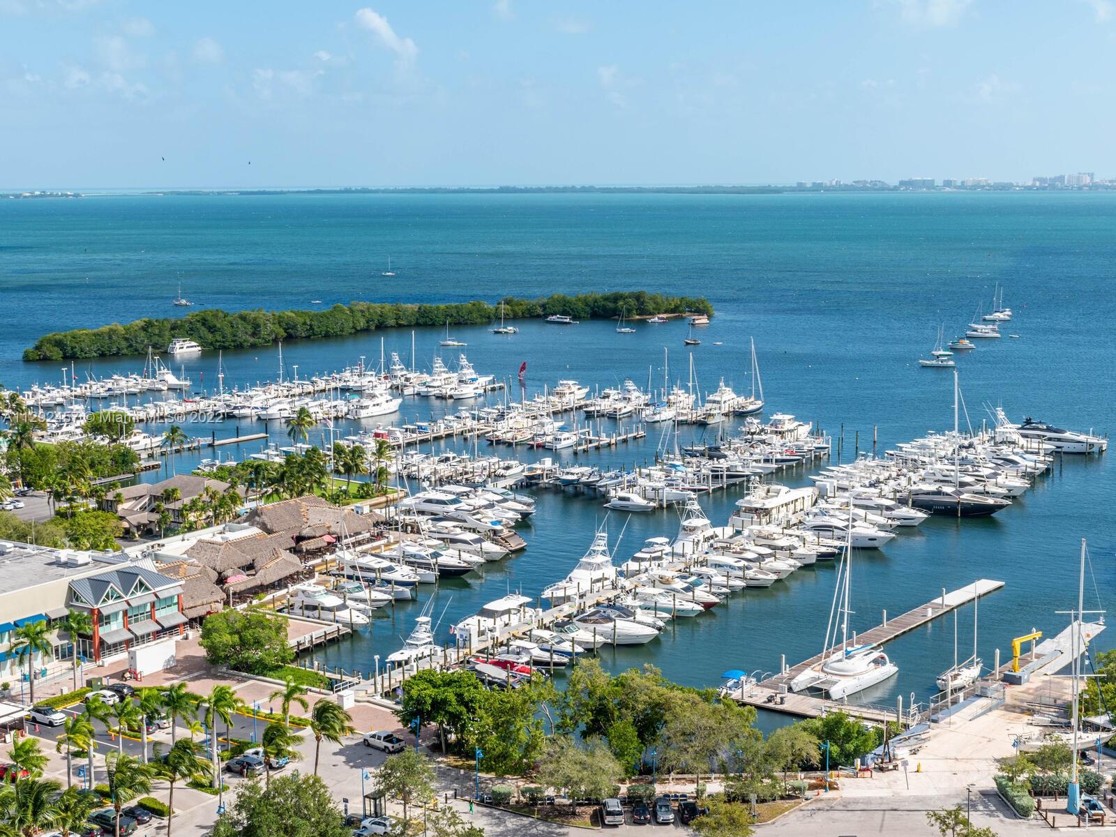 GROVENOR HOUSE CONDO - Residential