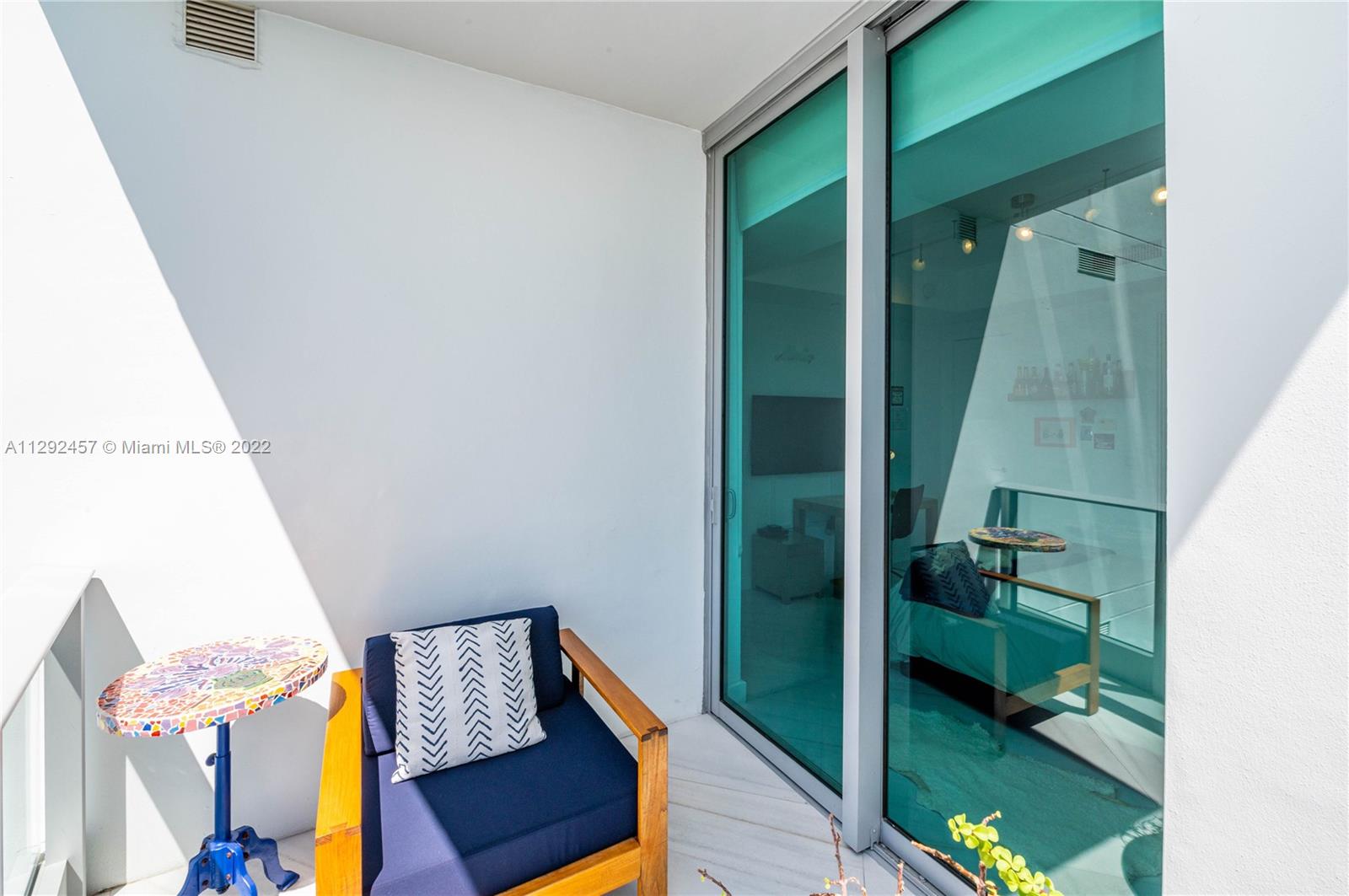 GROVENOR HOUSE CONDO - Residential