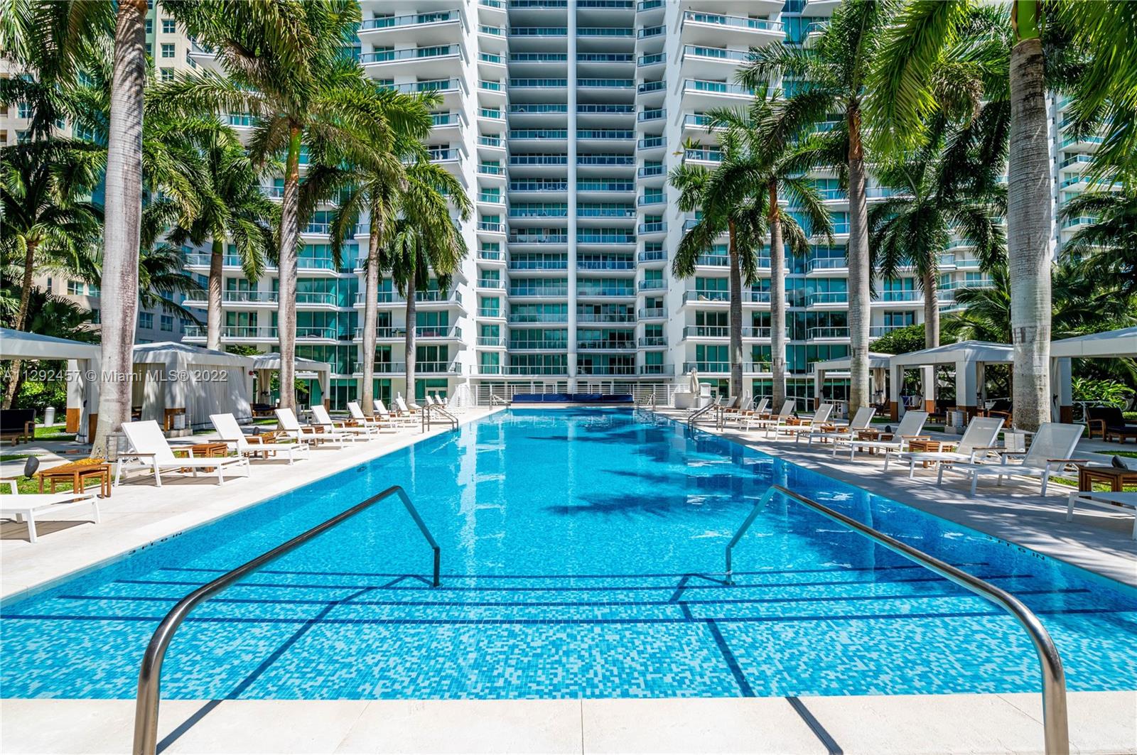 GROVENOR HOUSE CONDO - Residential