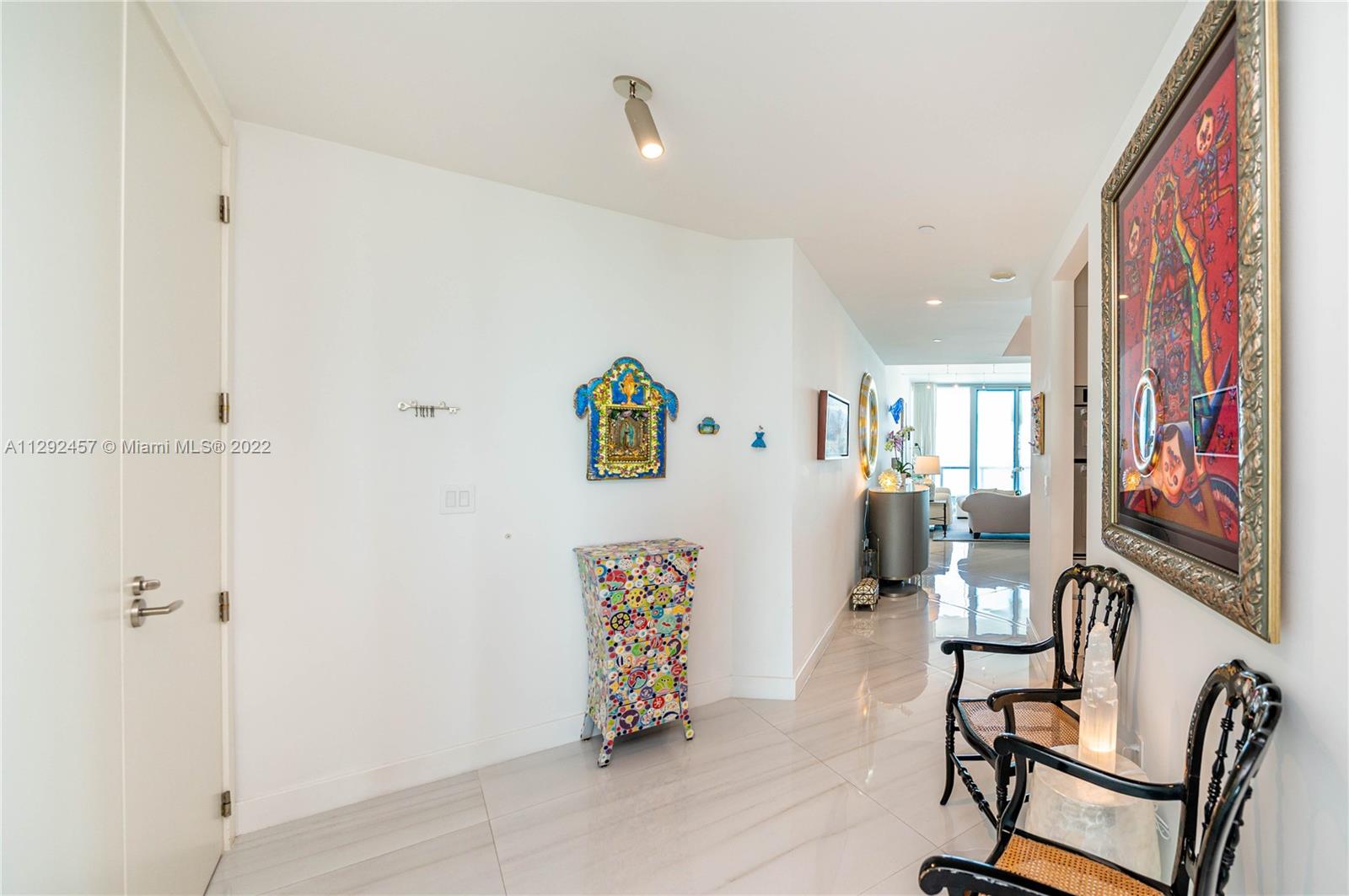 GROVENOR HOUSE CONDO - Residential