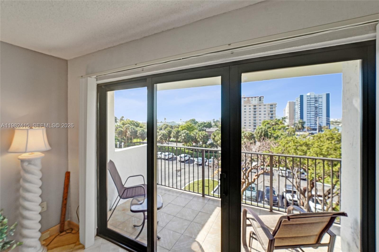 SUMMIT CONDO - Residential