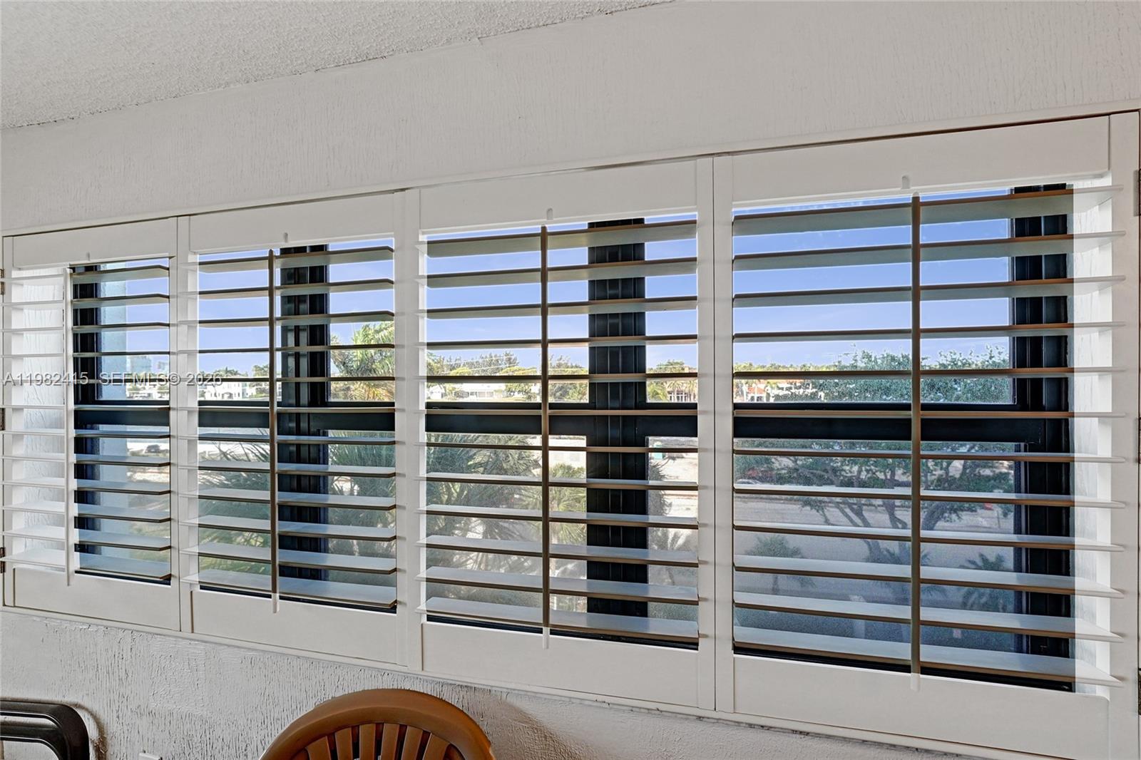 SUMMIT CONDO - Residential