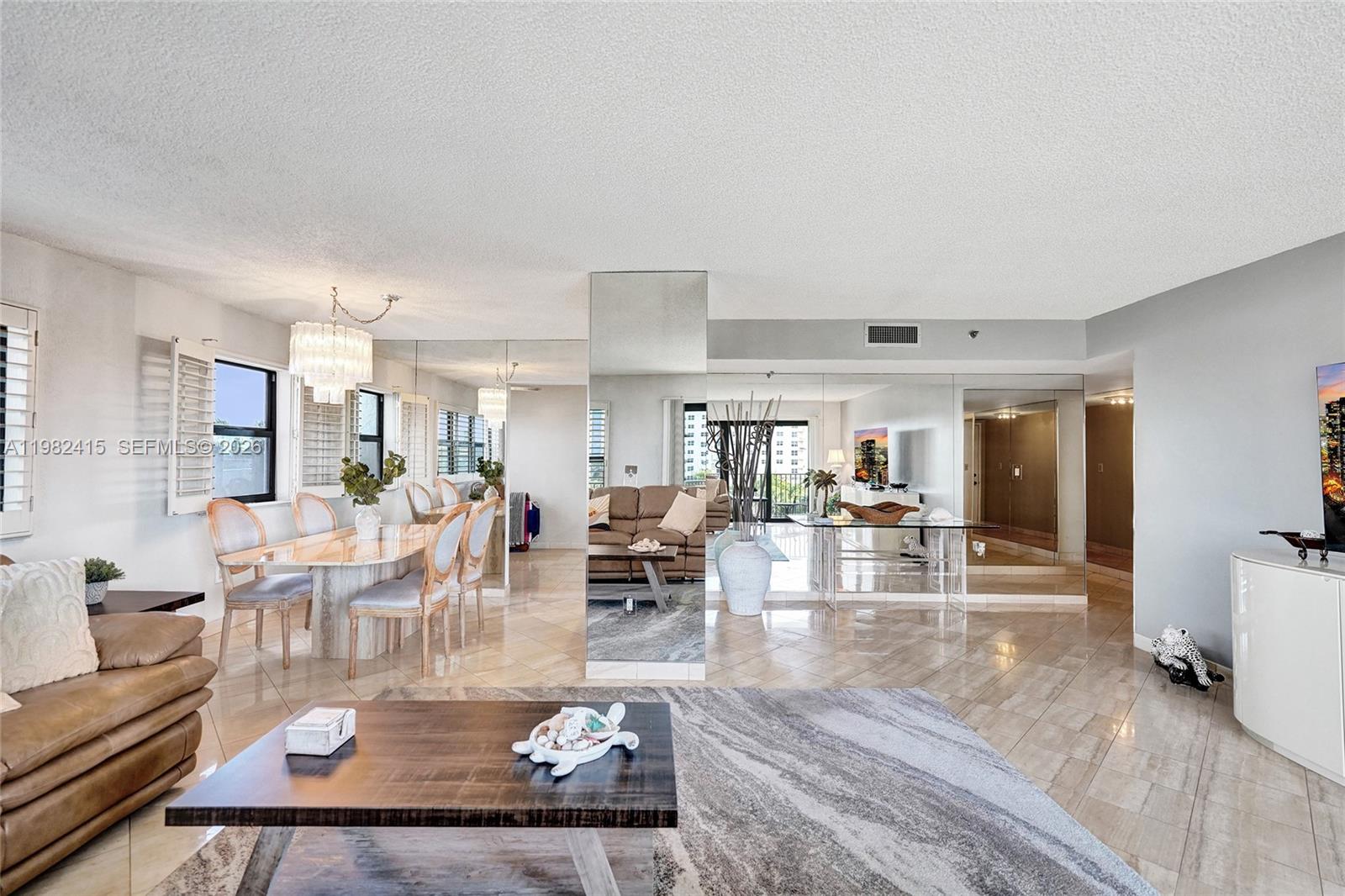 SUMMIT CONDO - Residential
