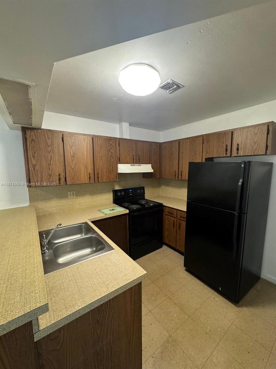 KIRKLINGTON PARK - Residential Lease
