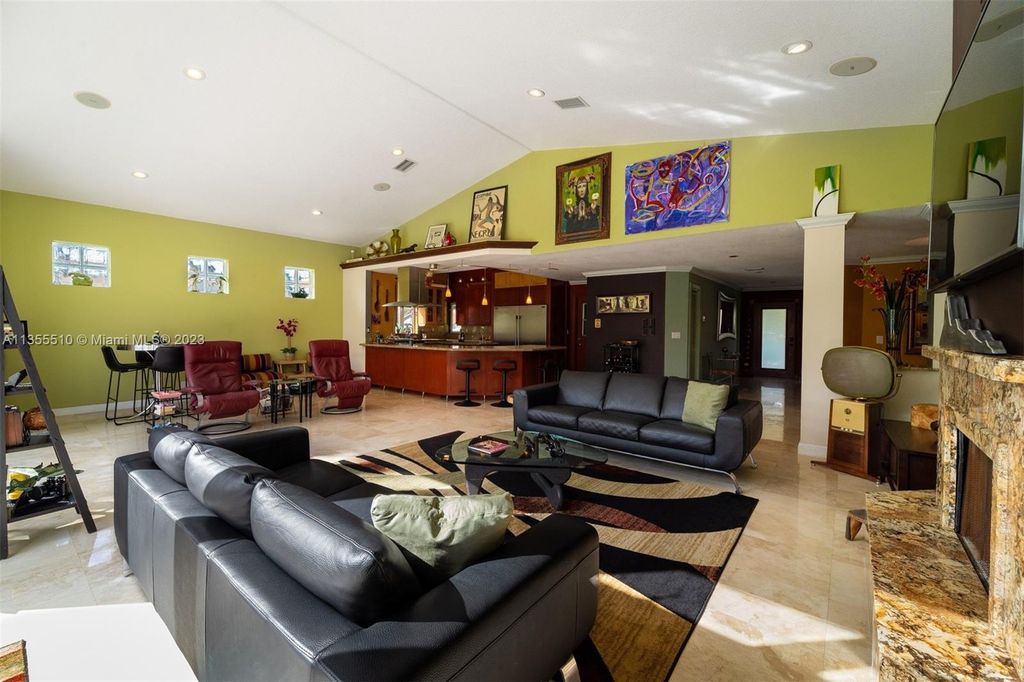 Photo of 4930 SW 201st Ter, Southwest Ranches, FL 33332 (MLS # A11355510)