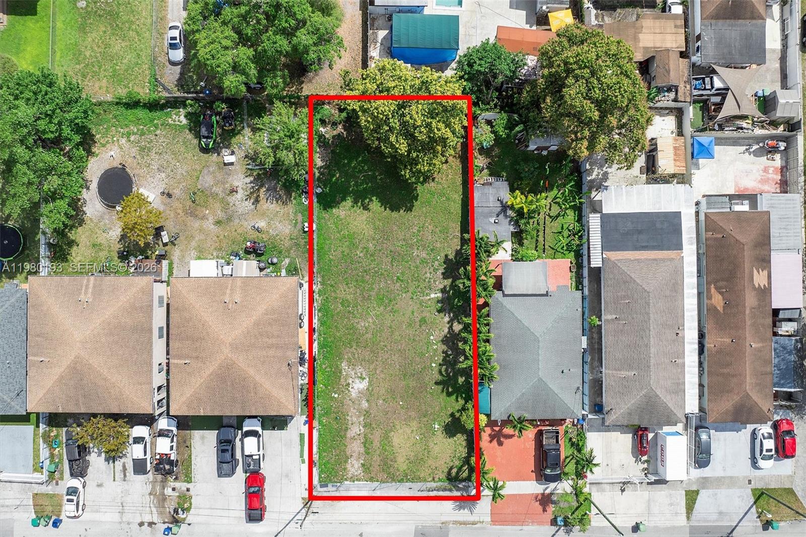 HIALEAH HEIGHTS - Land