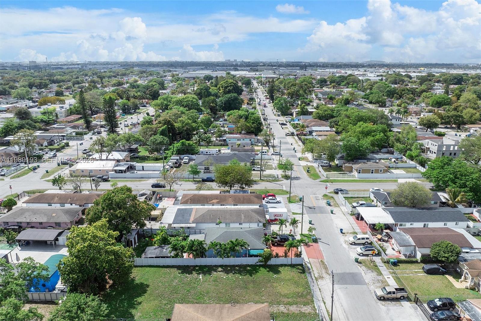 HIALEAH HEIGHTS - Land