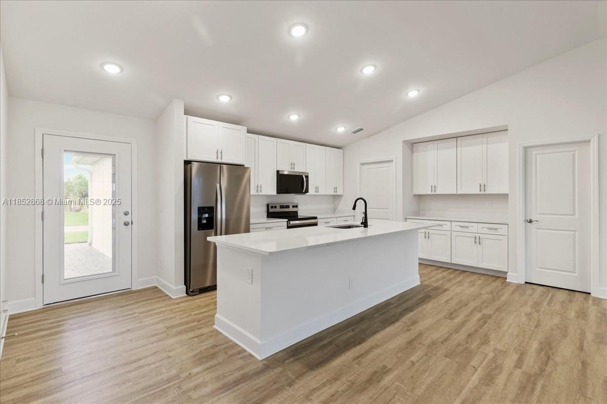 2107 NW 20th Ter