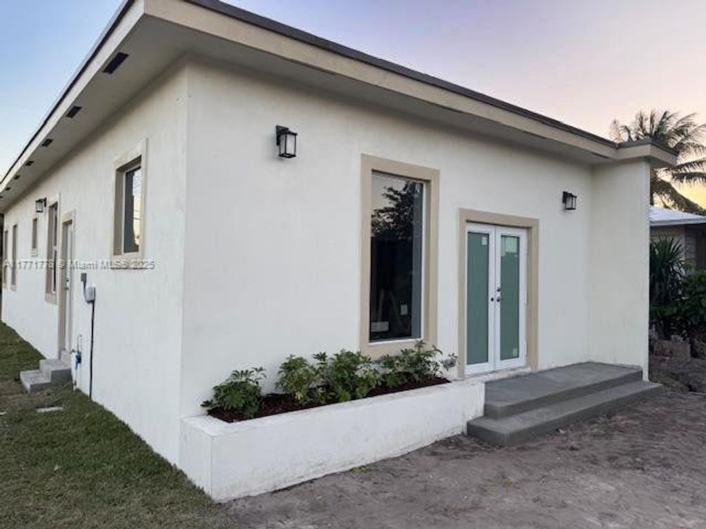 Photo of 1100 Highview Rd, Lake Worth, FL 33462 (MLS # A11771778)