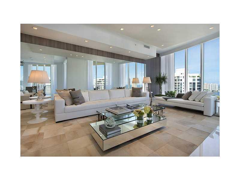 STUNNING PENTHOUSE UNIT AT WILLIAMS ISLAND'S NEWEST BUILDING. TOP 2 FLOORS ARE PENTHOUSE LEVELS WITH ONLY 2 RESIDENCES PER FLOOR. UNITS OFFER SPECTACULAR 180 DEGREE PANORAMIC VIEWS & 12 FT CEILINGS. BELLINI IS A 24-STORY ELLIPTICAL-SHAPED TOWER OFFERS 70 STYLISH RESIDENCES , EACH WITH ITS OWN PRIVATE ELEVATOR. UNIT FEATURES FLOOR-TO-CEILING HURRICANE-RESISTANT GLASS WINDOWS. UNIQUE MODEL PENTHOUSE WITH ARTEFACTO PACKAGE PRICED AT $380,000 NOT REFLECTED IN BASE PRICE.