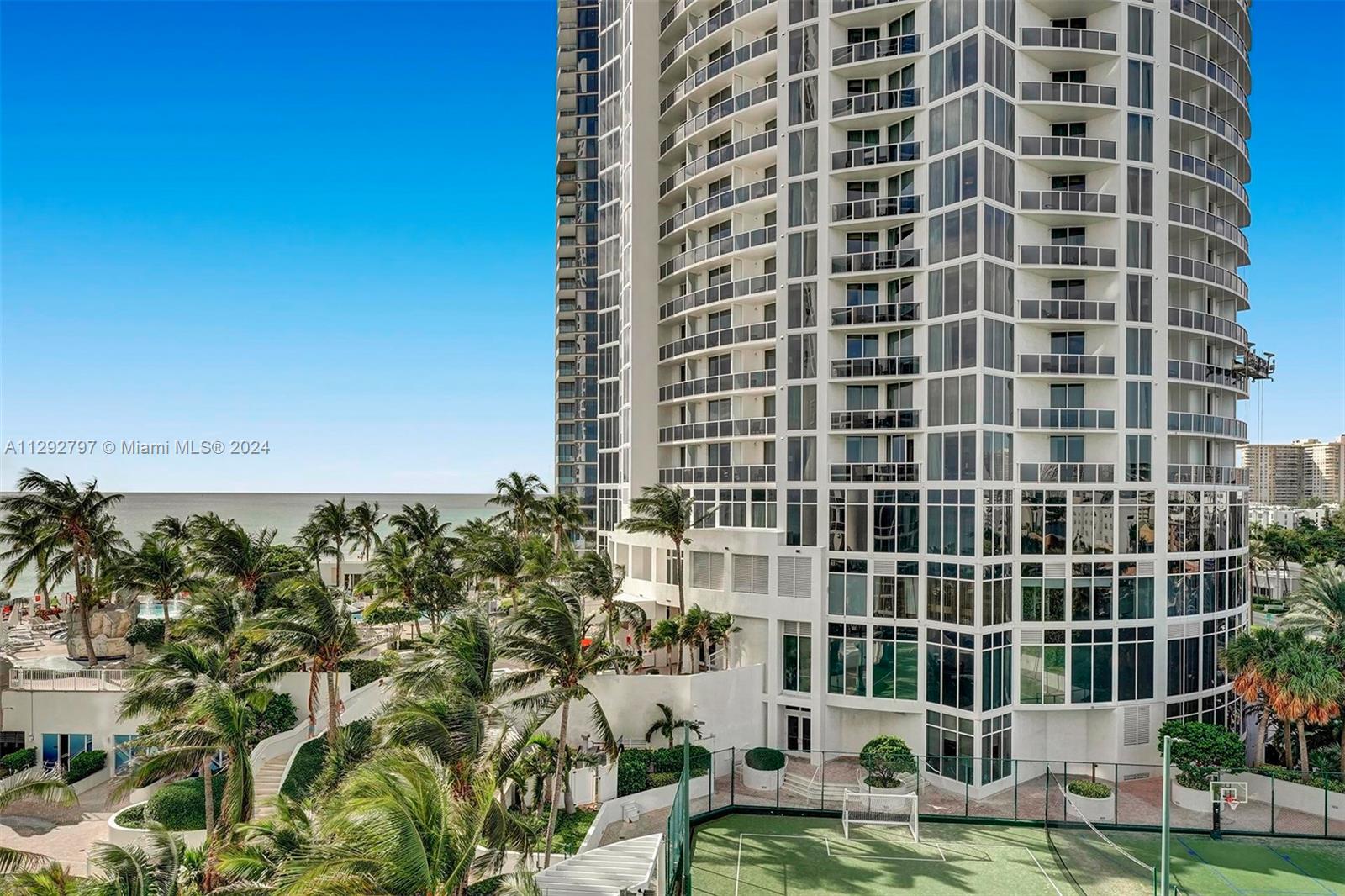 Photo 14 of 59 of 18101 Collins Ave 801 condo