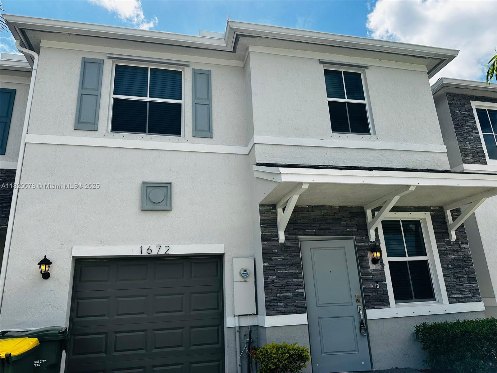 1672 SE 8th Ave, Homestead, FL, 33034/$450,000 1 1672 SE 8th Ave