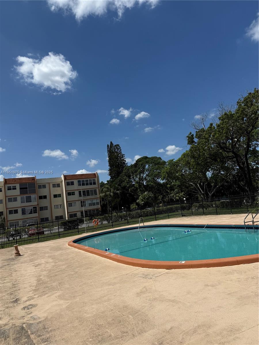 CYPRESS TREE CONDO BLDG 7 - Residential