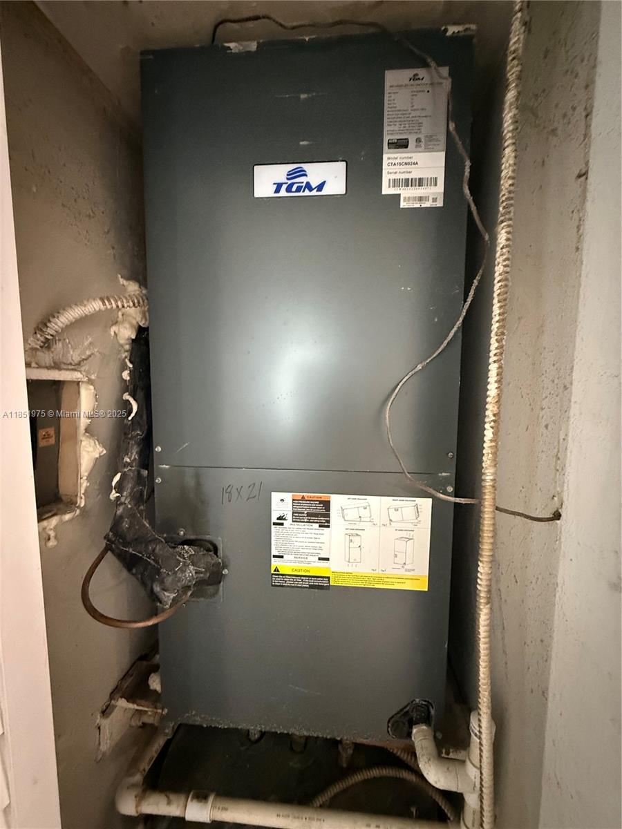 CYPRESS TREE CONDO BLDG 7 - Residential