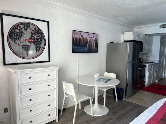 THE AVENTURA BEACH CLUB C - Residential