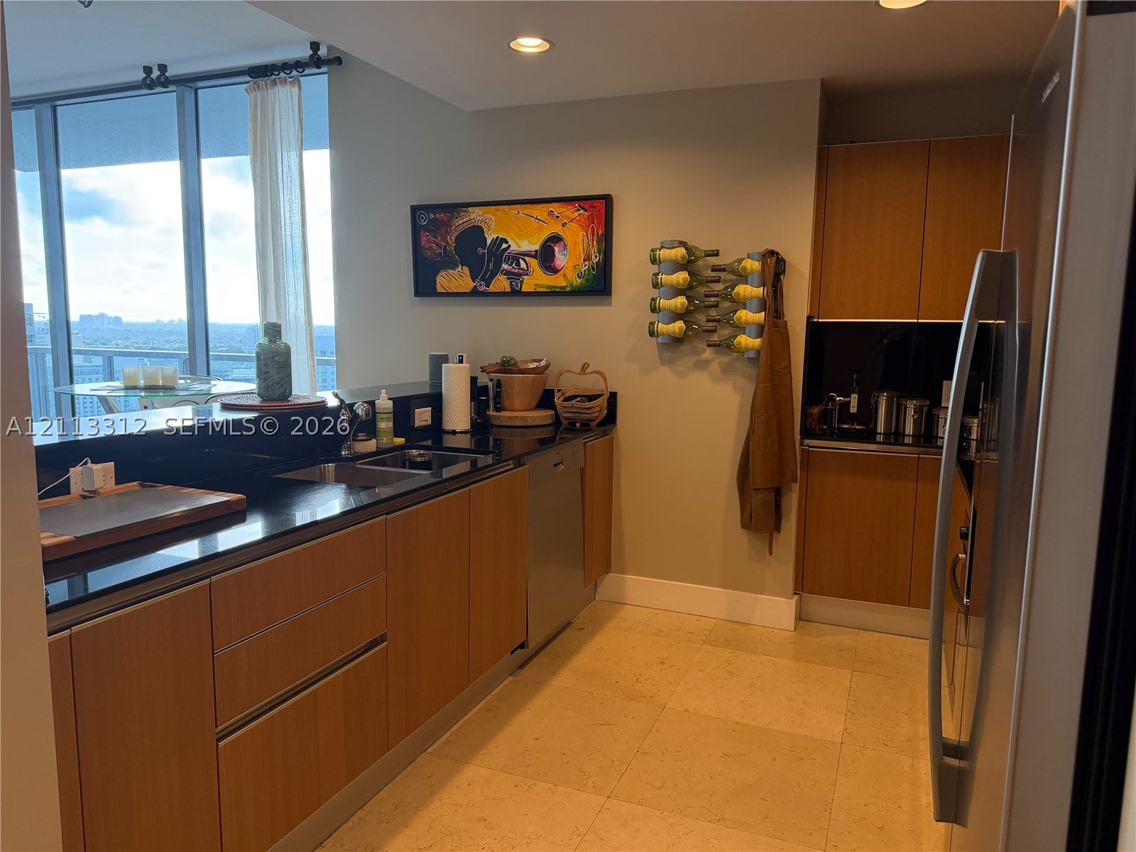 1050 Brickell Ave 2414