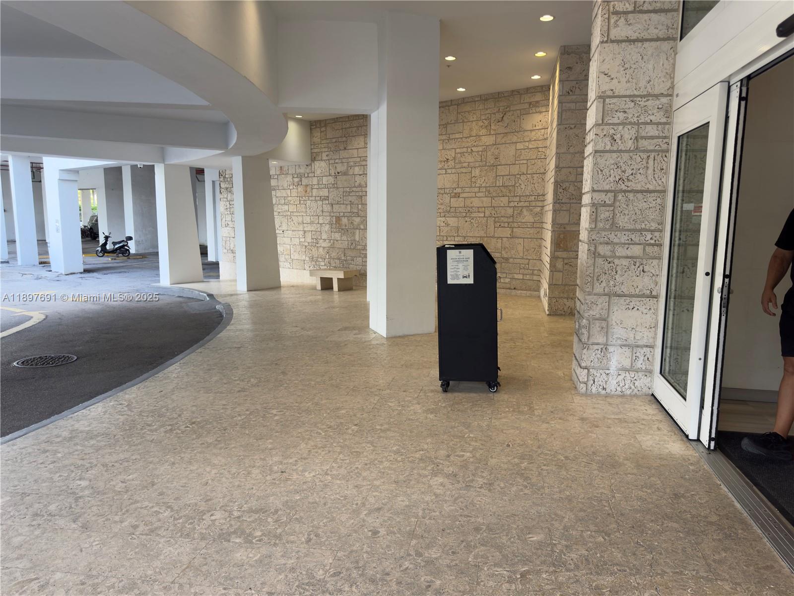 ARLEN HOUSE EAST CONDO - Residential Lease