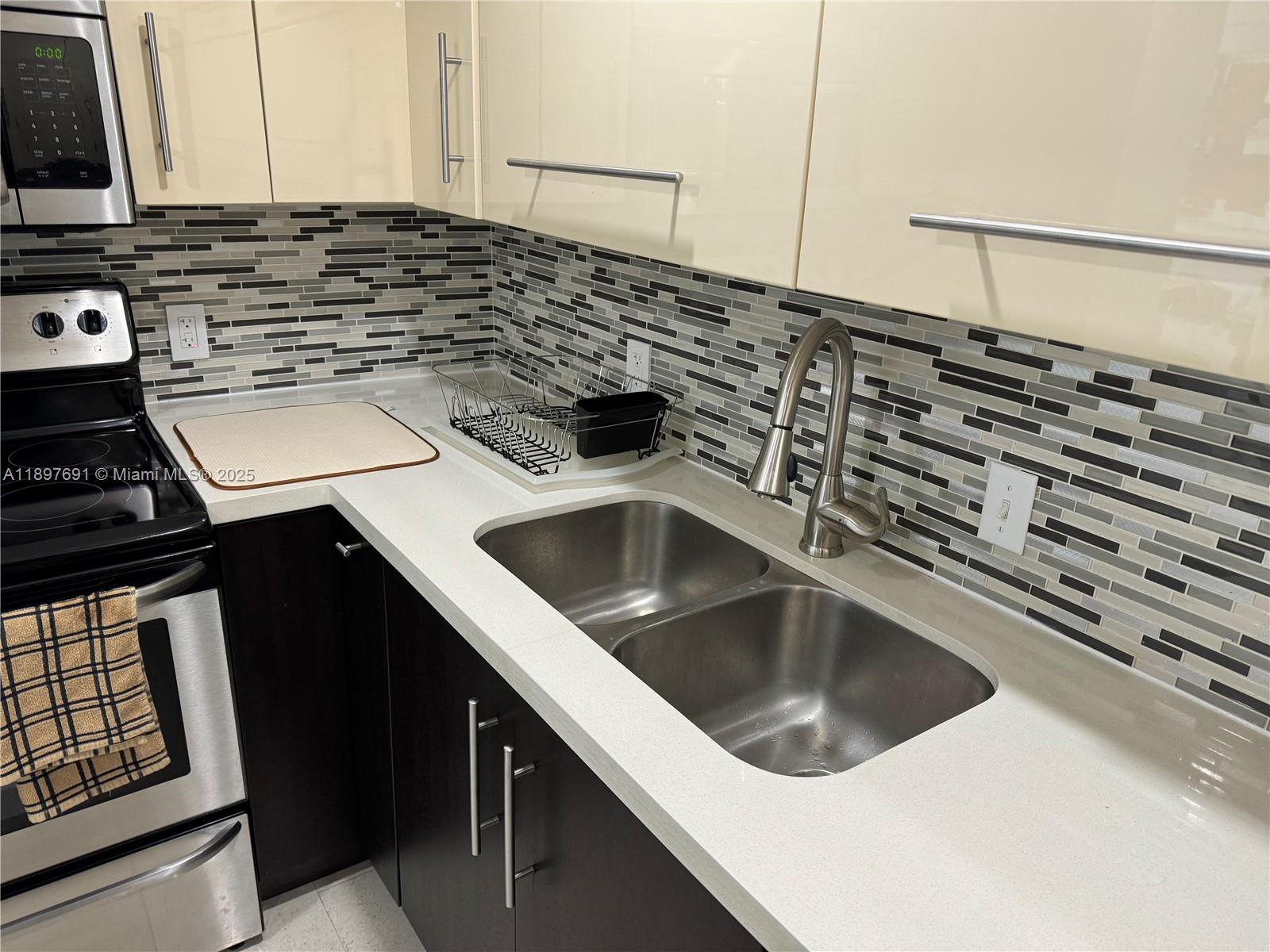 ARLEN HOUSE EAST CONDO - Residential Lease