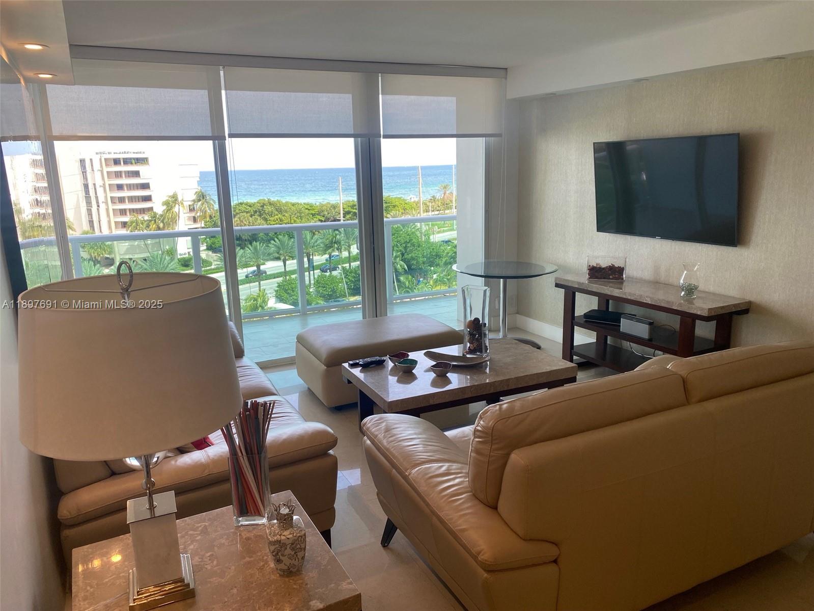 100 Bayview Dr 807