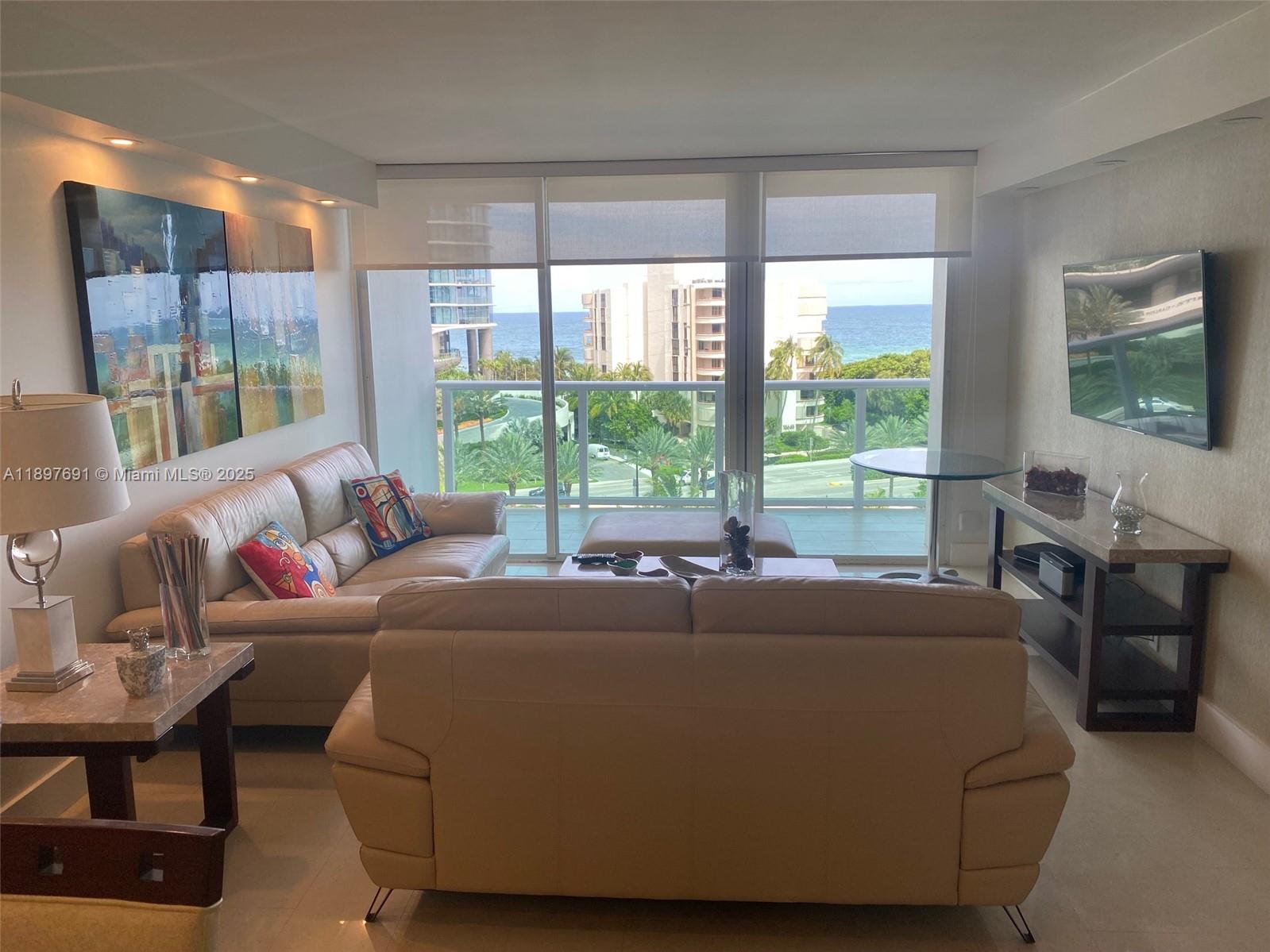 100 Bayview Dr 807