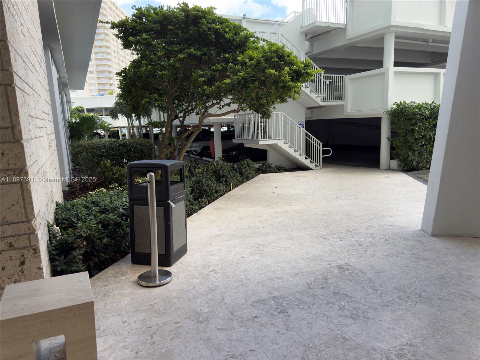 ARLEN HOUSE EAST CONDO - Residential Lease