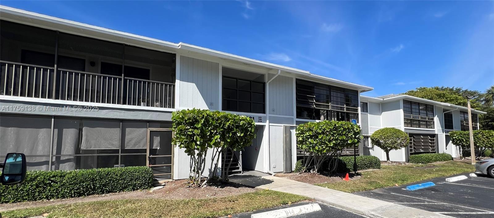 9731 Hammocks Blvd 203B, Miami, Broward County, Florida - 2 Bedrooms  
1 Bathrooms - 