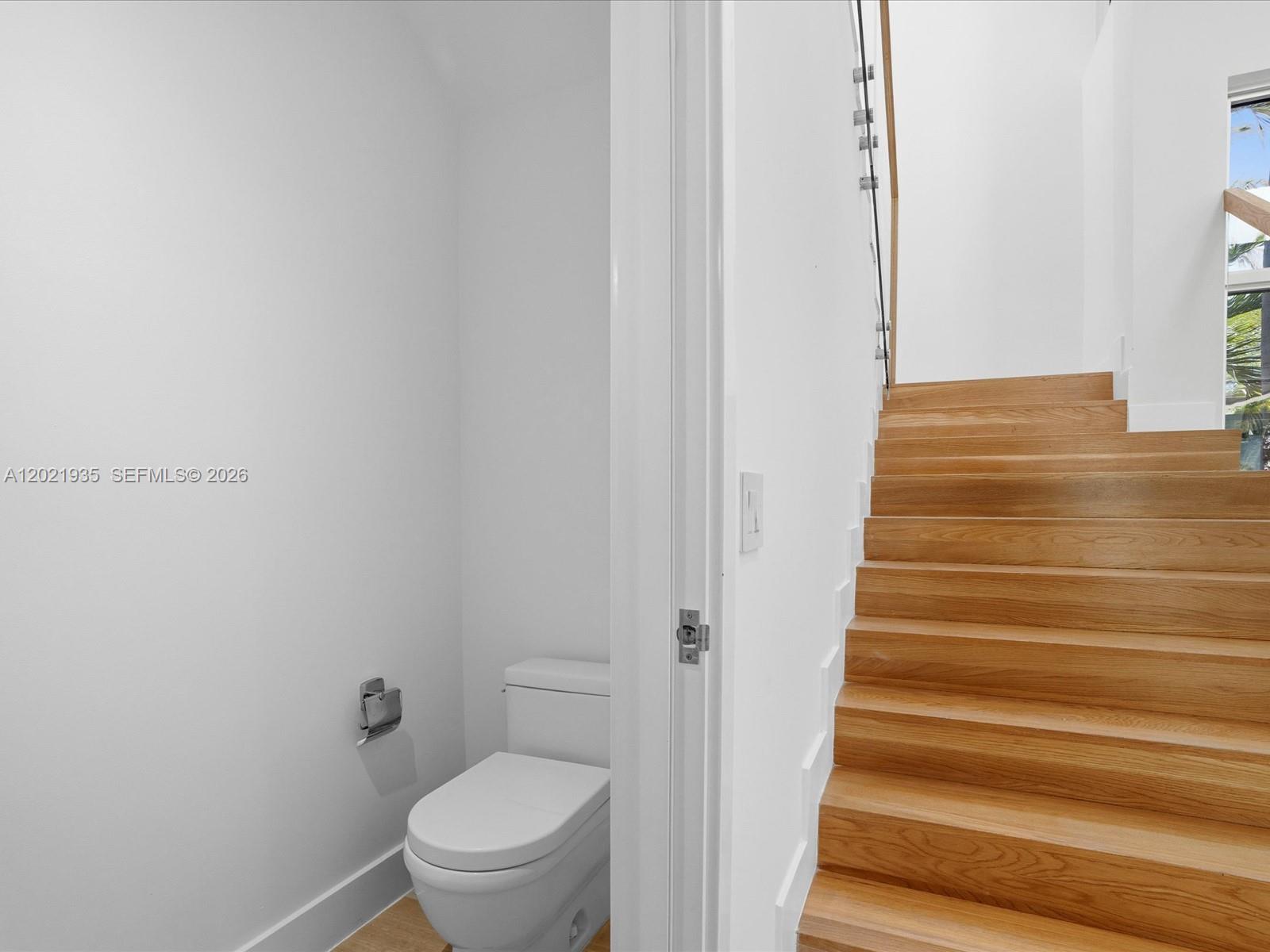 125 Hampton Ln