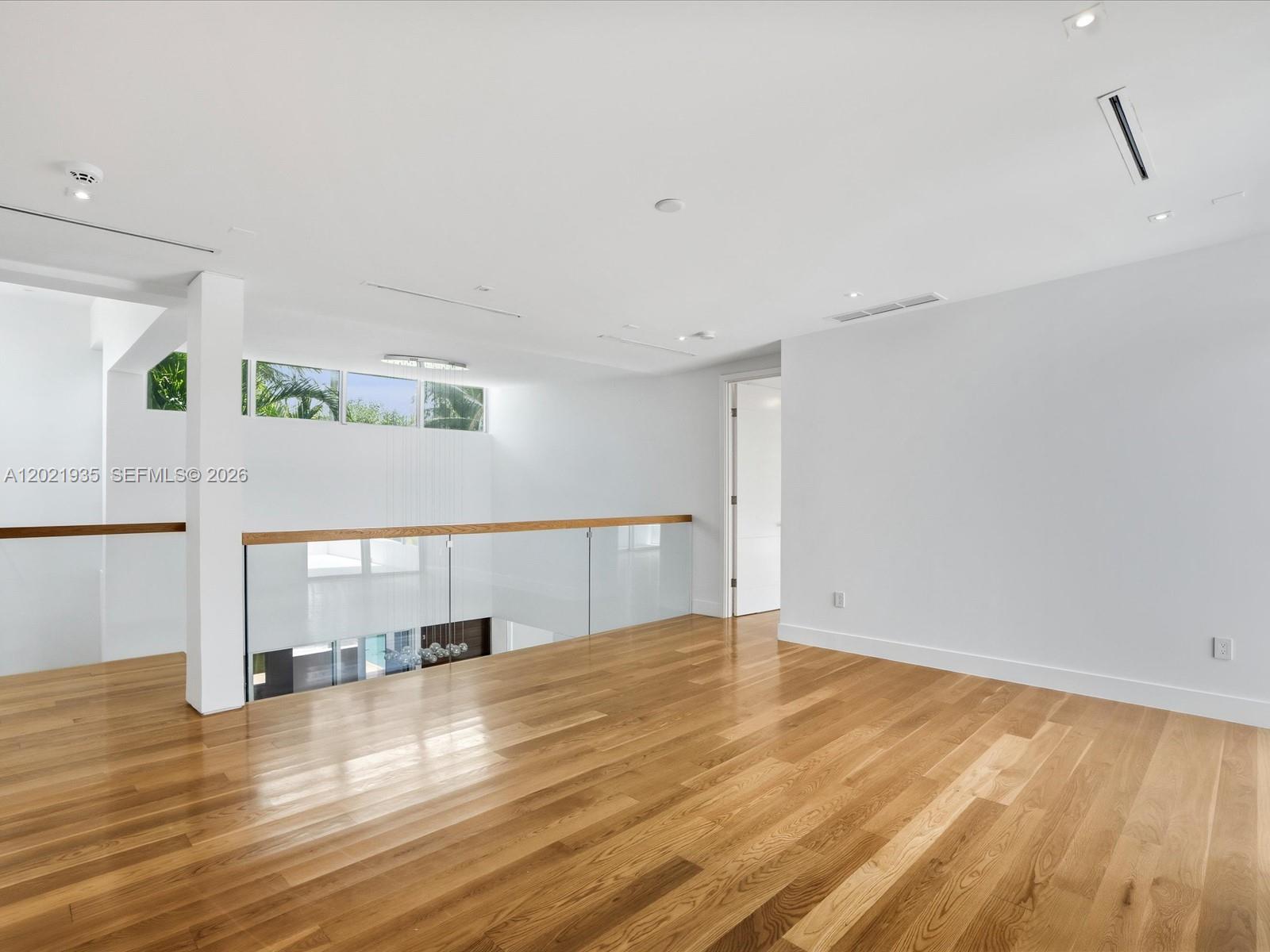 125 Hampton Ln