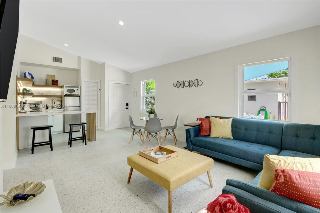 Photo of Delray Beach, FL 33483 (MLS # A11503085)