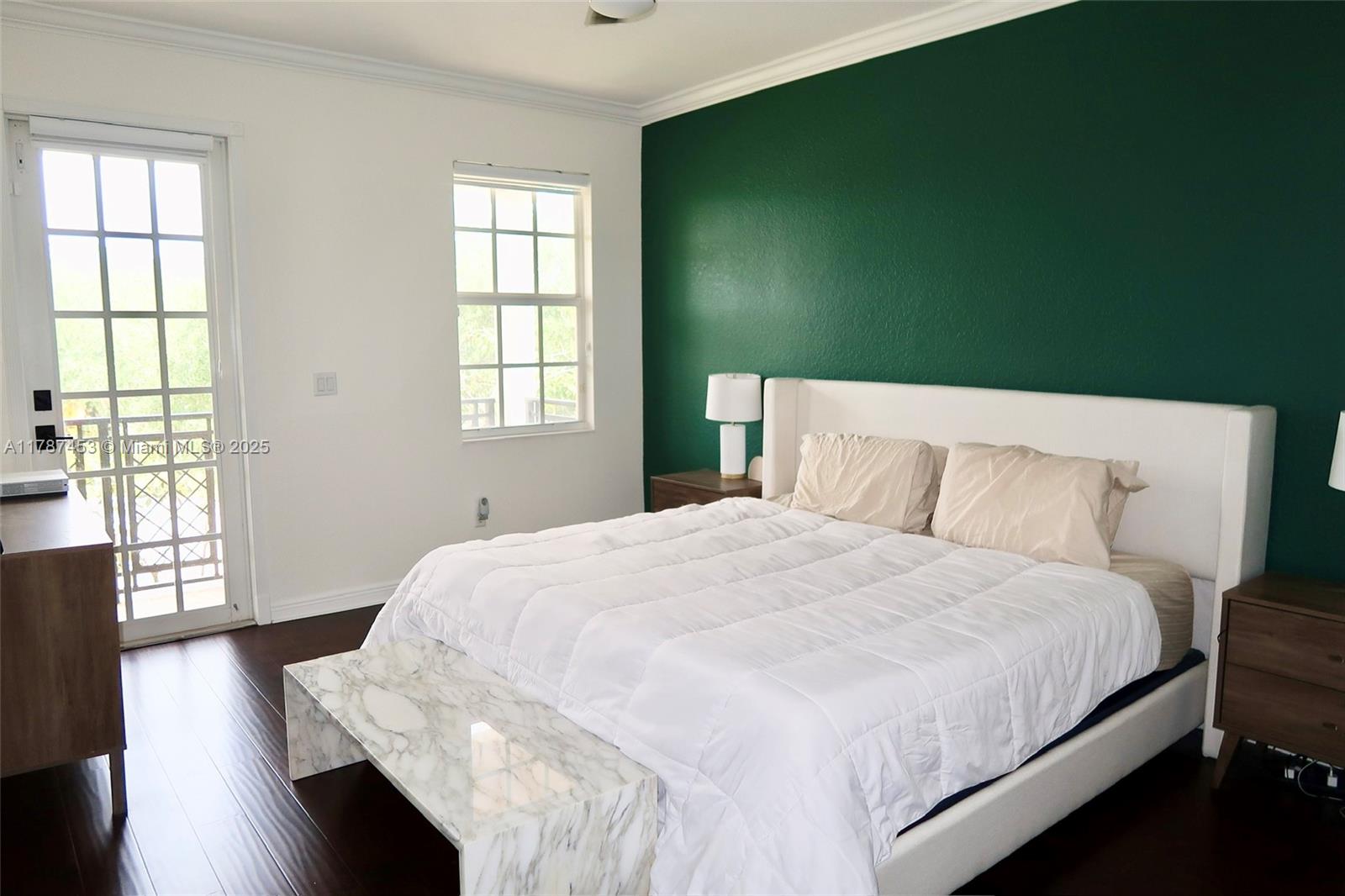 PENINSULA VILLAGE GREENS - Residential