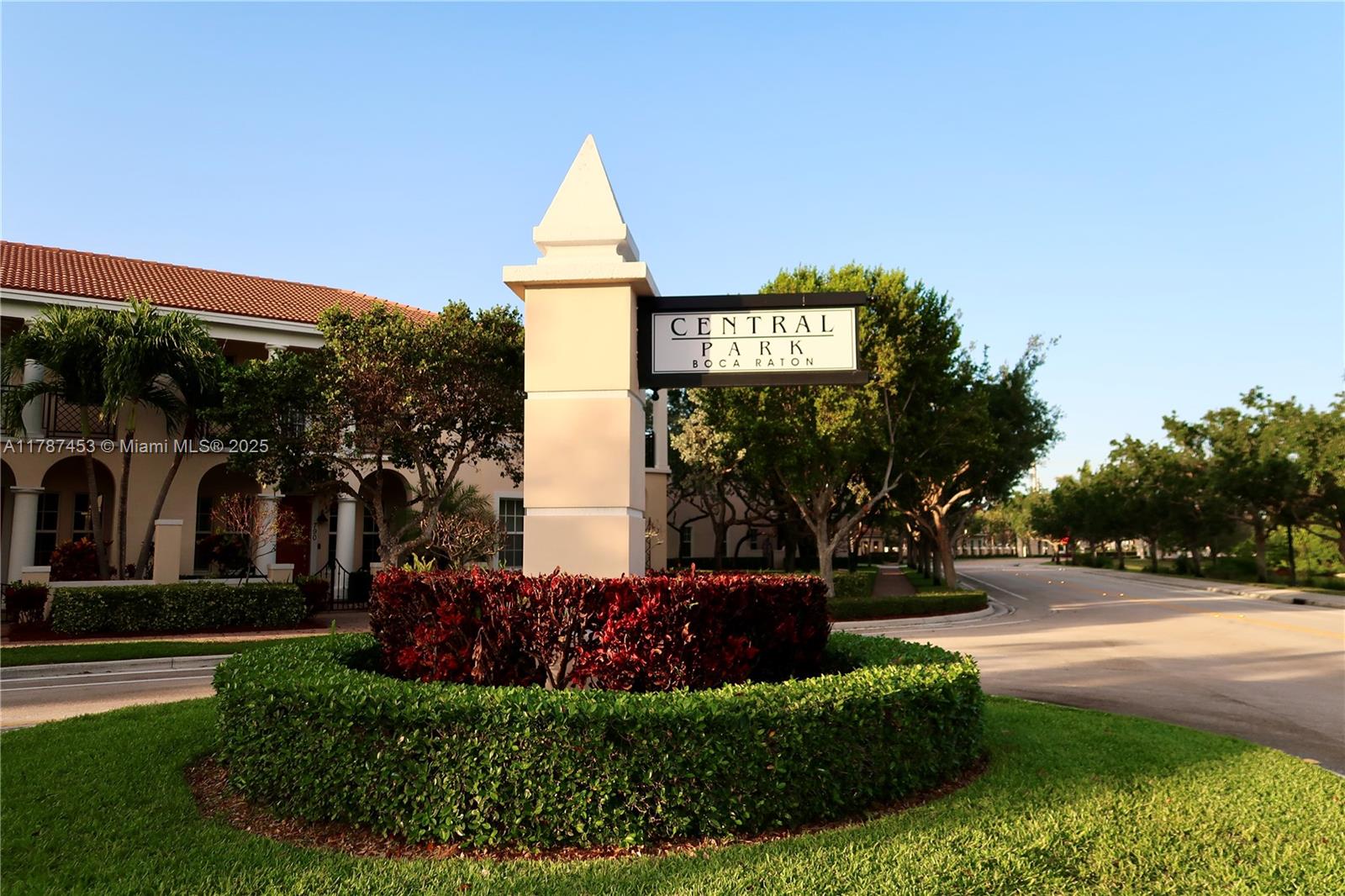 PENINSULA VILLAGE GREENS - Residential