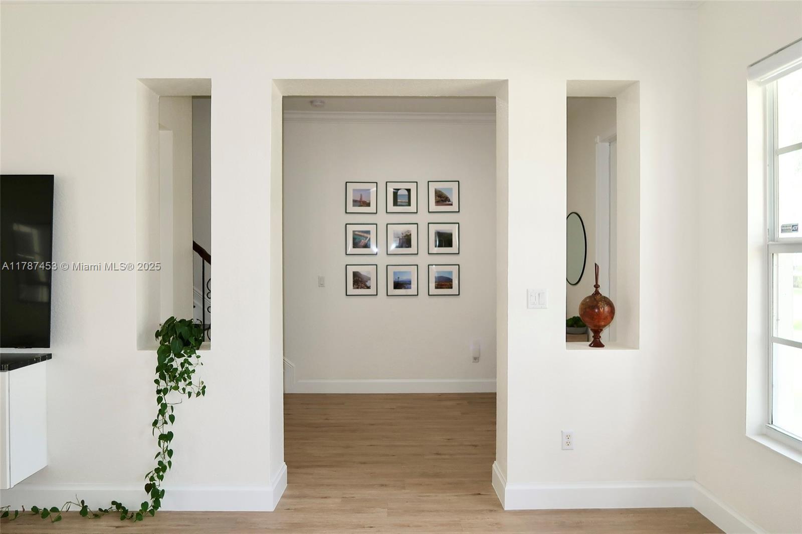 PENINSULA VILLAGE GREENS - Residential