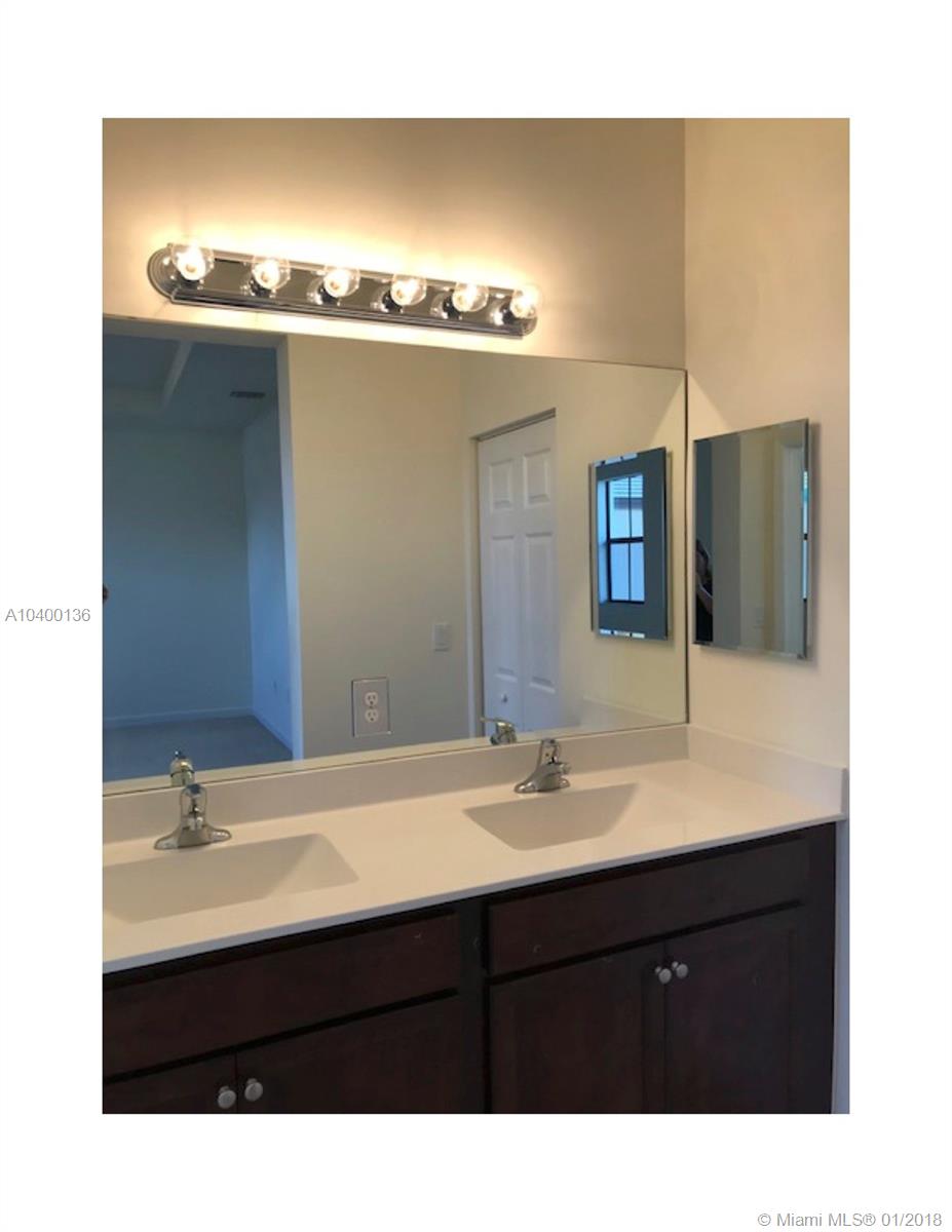 Aquabella - Residential Lease