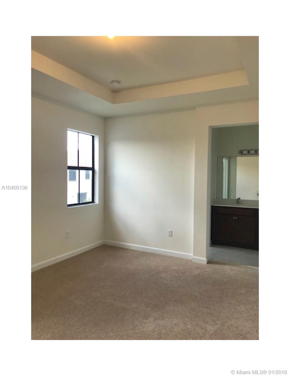Aquabella - Residential Lease