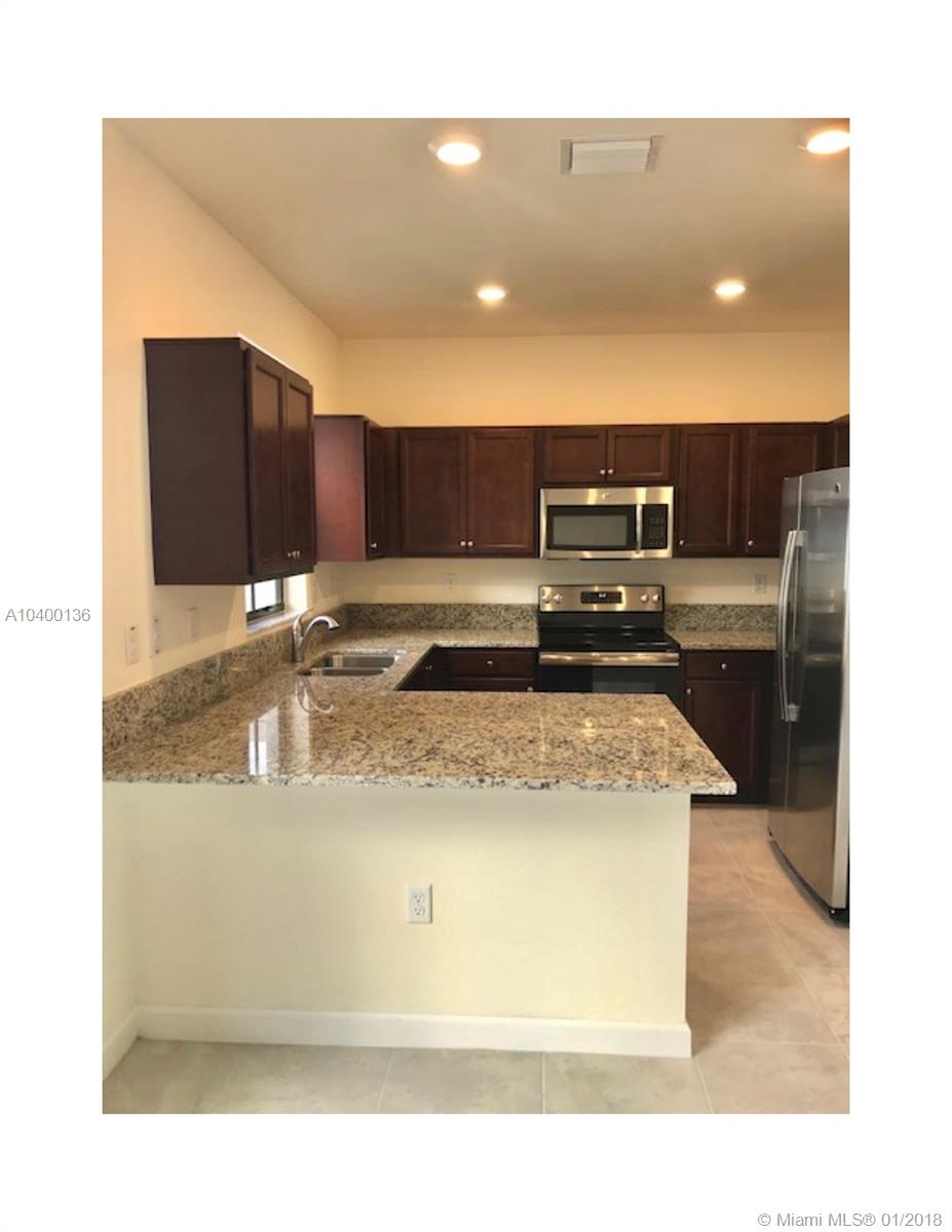 Aquabella - Residential Lease