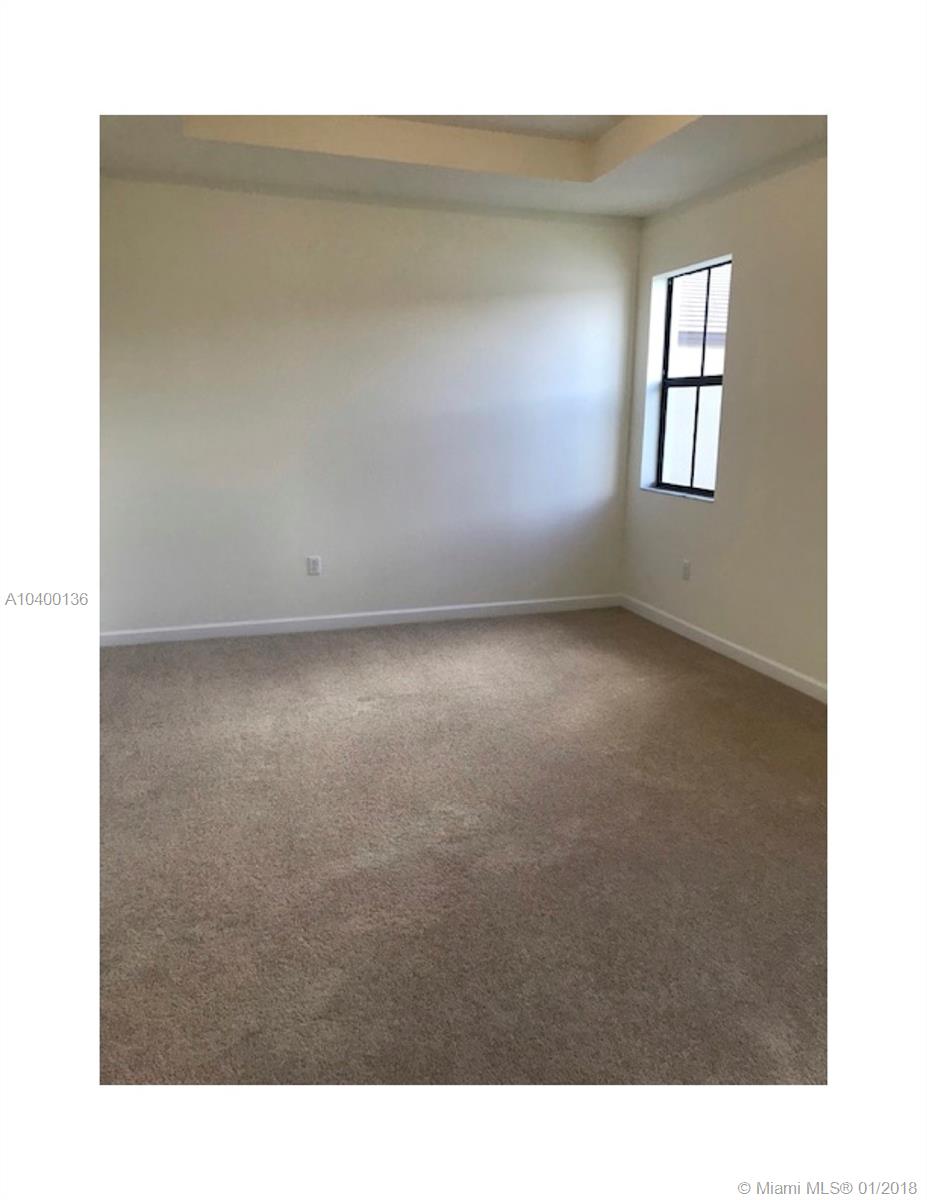 Aquabella - Residential Lease