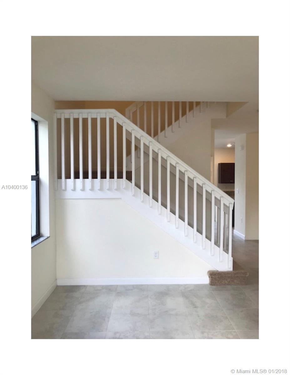 Aquabella - Residential Lease