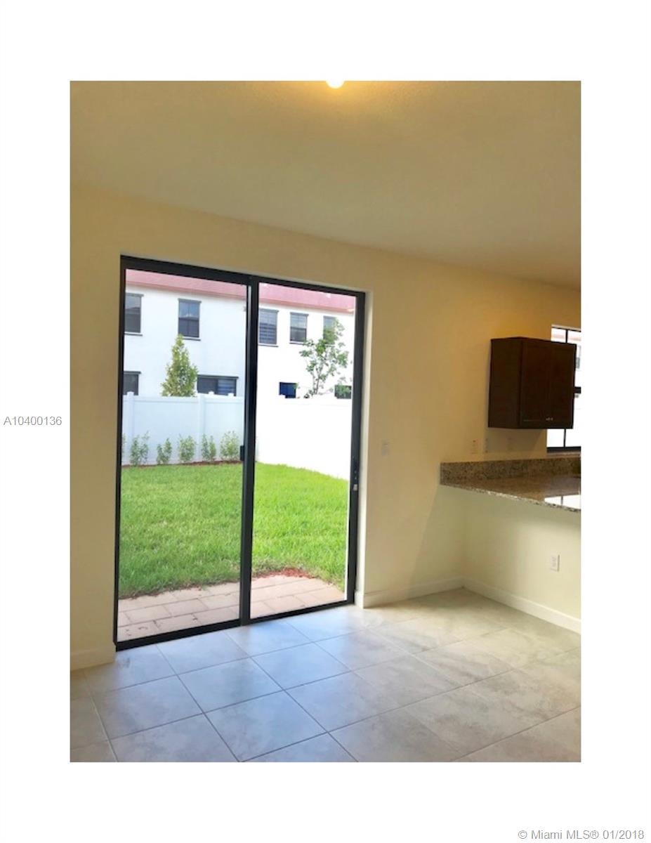 Aquabella - Residential Lease