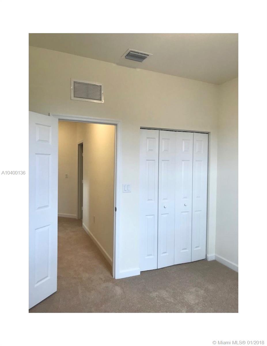 Aquabella - Residential Lease