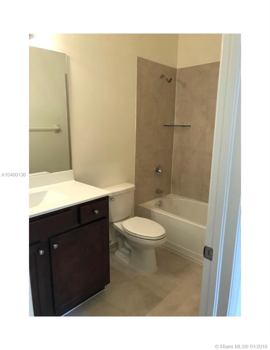 Aquabella - Residential Lease