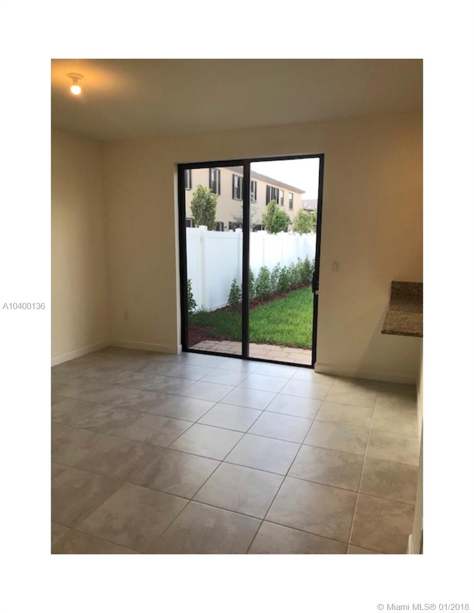 Aquabella - Residential Lease