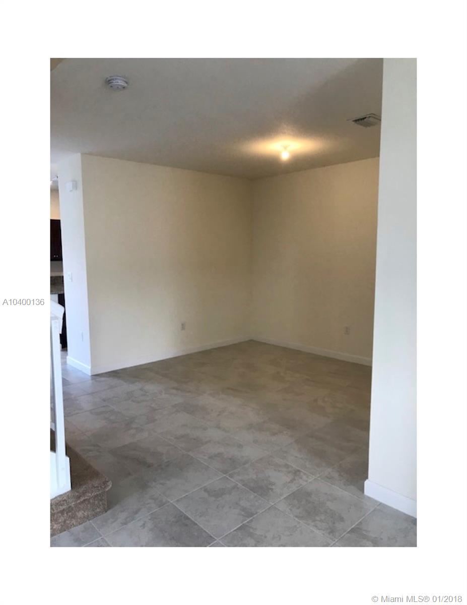 Aquabella - Residential Lease