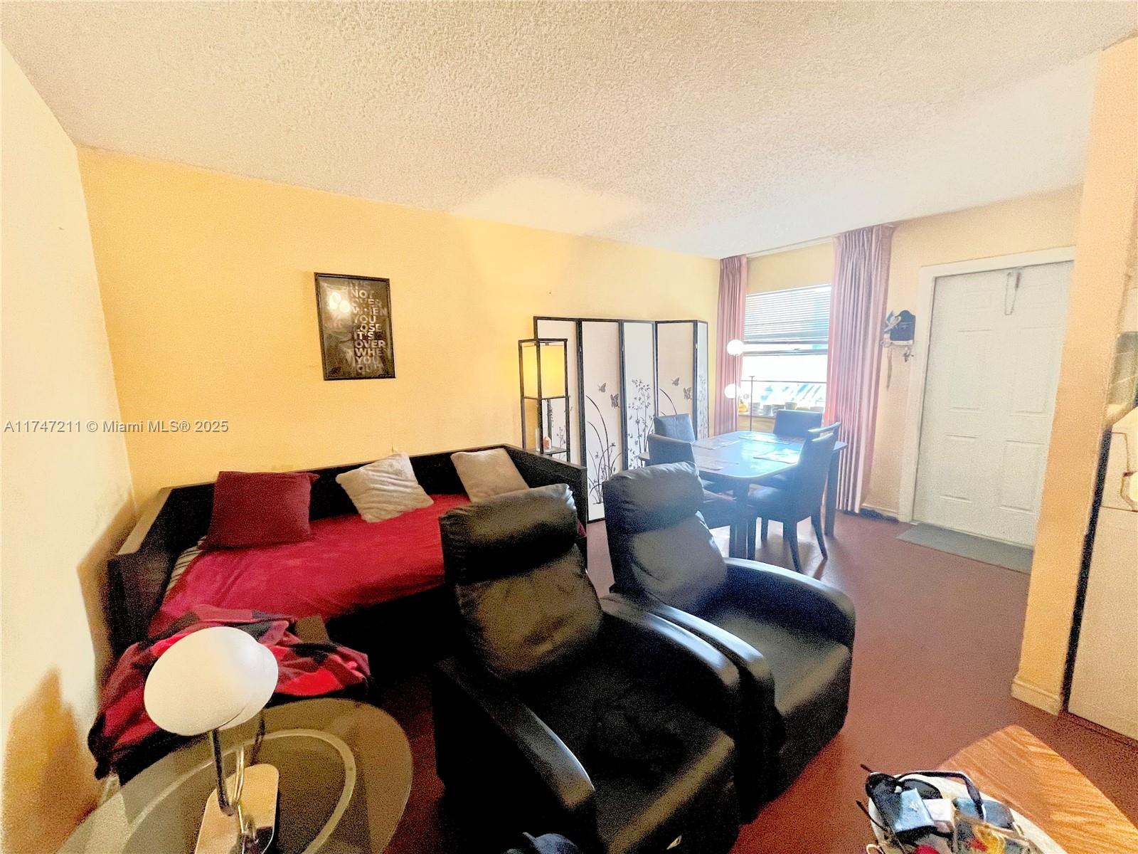 2145 Pierce St 227