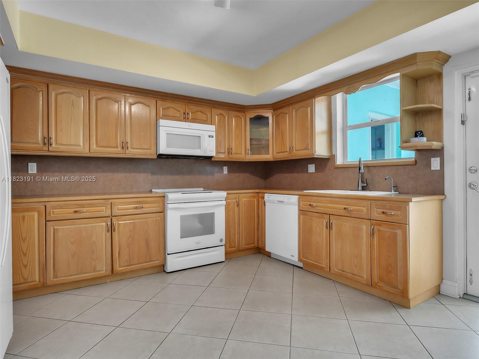 8985 SW 149th Ter 8985