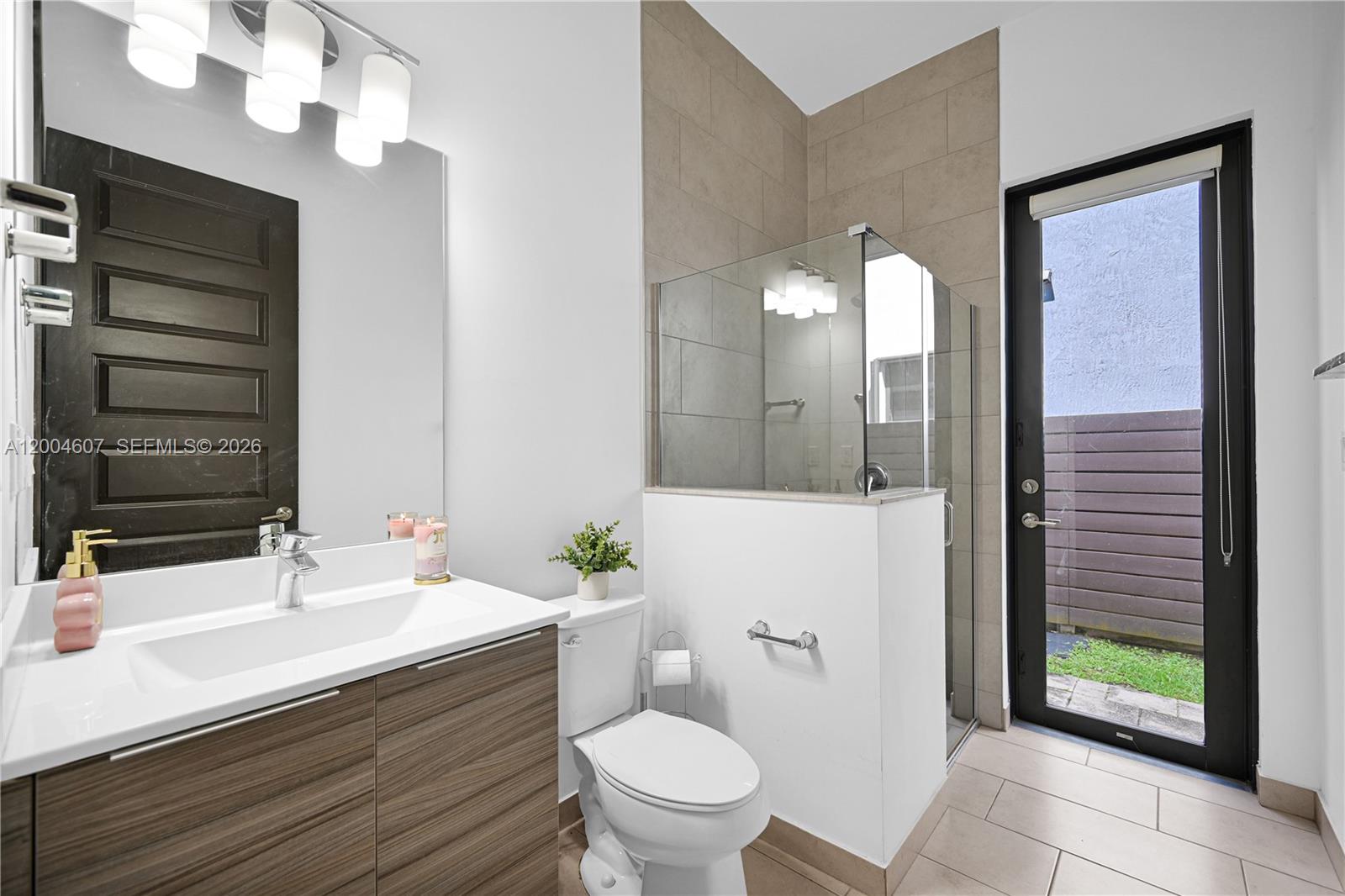 CRESTVIEW WEST - Residential
